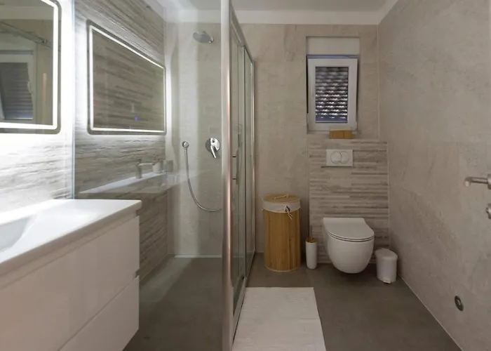 Penthouse Paola- Modern And Luxury In זאדאר