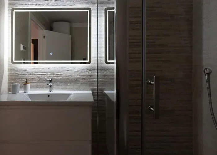 Penthouse Paola- Modern And Luxury In דירה *