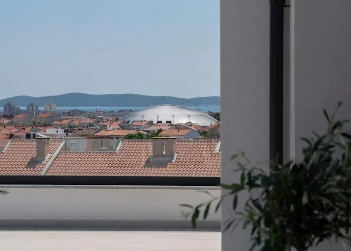 Penthouse Paola- Modern And Luxury In * זאדאר