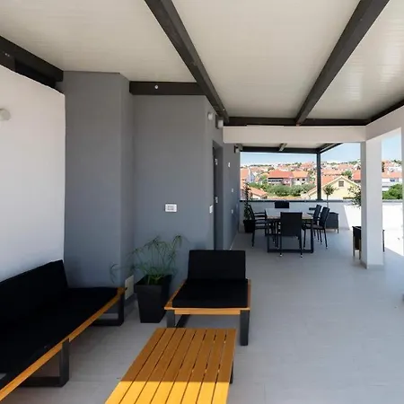 Apartmán Penthouse Paola- Modern And Luxury In