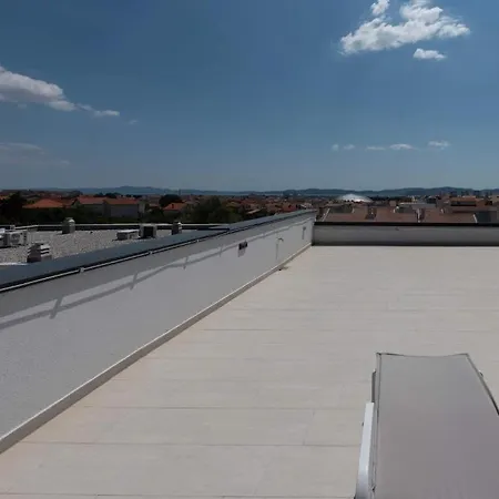 Apartment Penthouse Paola- Modern And Luxury In *